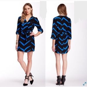 ⭐️RARE Yumi Kim Silk Black & Blue belt Dress M